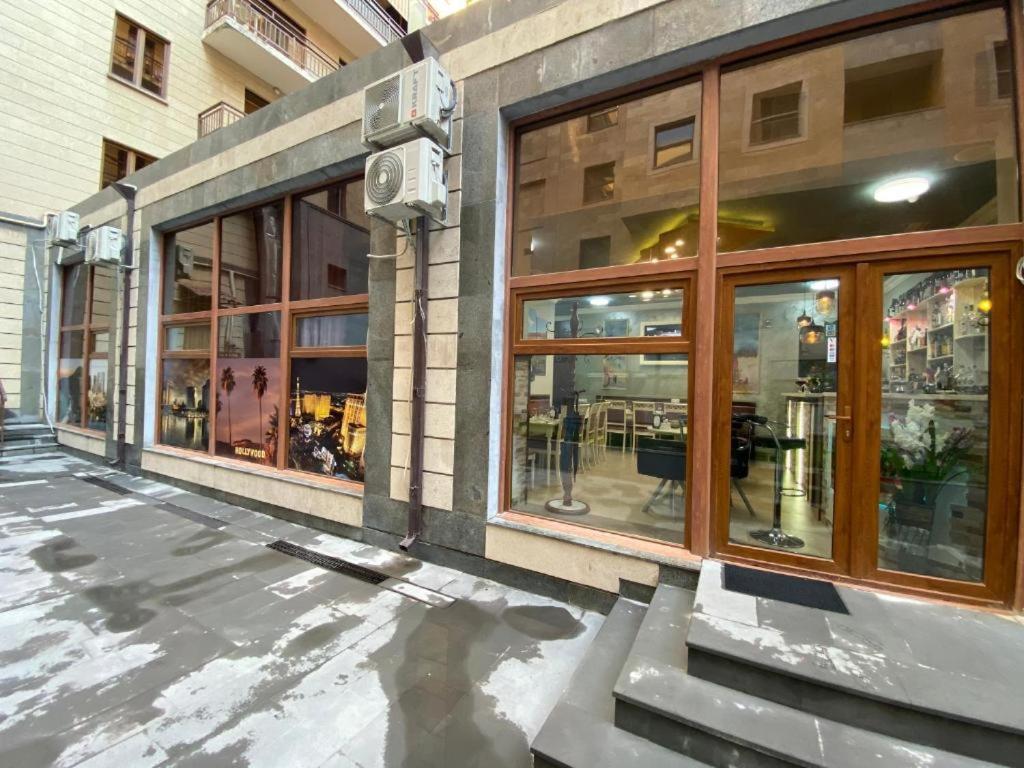 California Boutique Hotel Erevan Exterior foto