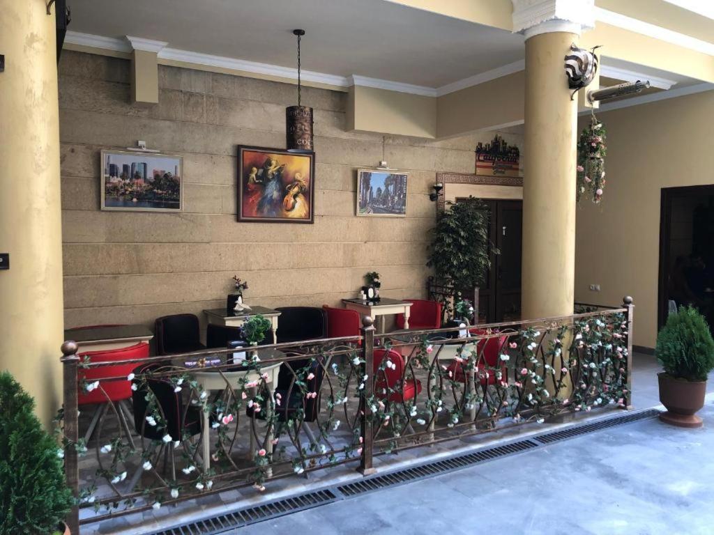 California Boutique Hotel Erevan Exterior foto